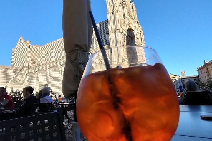 Orvieto by Evening: Small Group e-Bike tour with Dinner