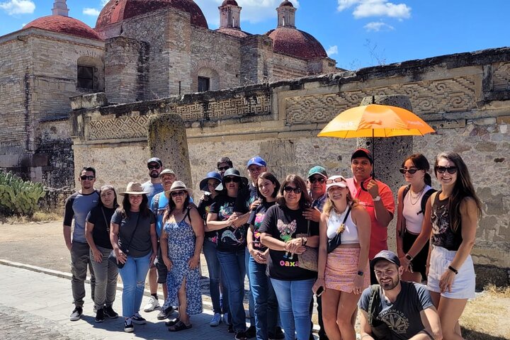 Hierve el Agua, Tule Tree, Mitla and Mezcal Distillery Tour