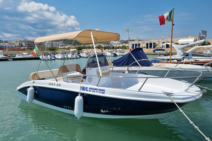 Private tour of the coast and caves up to Zagare