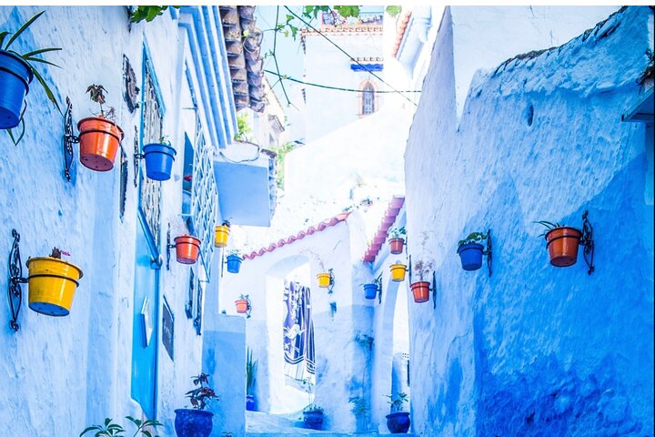 Day Trip from Casablanca to Chefchaouen With Tour Guide included