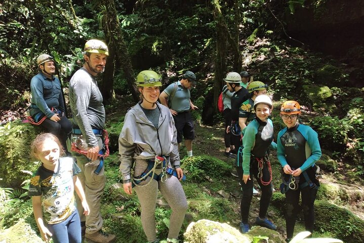 Canyoning 70m. | Hiking | Cavern Exploration | Caving | puyo