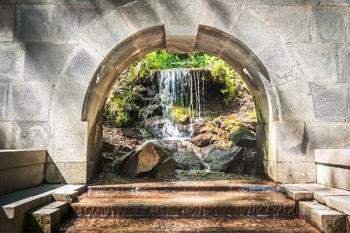 Exploration of Jermuk Private Walking Tour for Couples