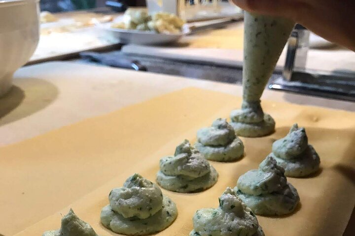 Authentic Pasta Cooking Class in Alghero Farmhouse with Wine