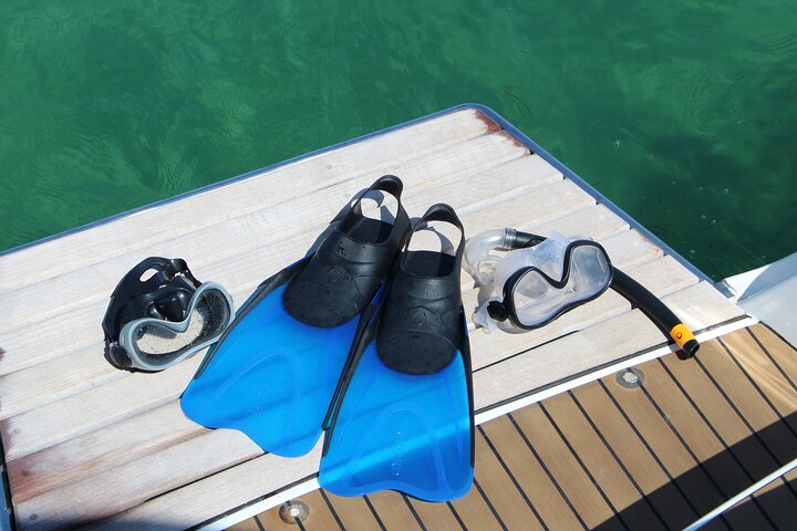 Half Day Private Motor Yacht Tour in Algarve