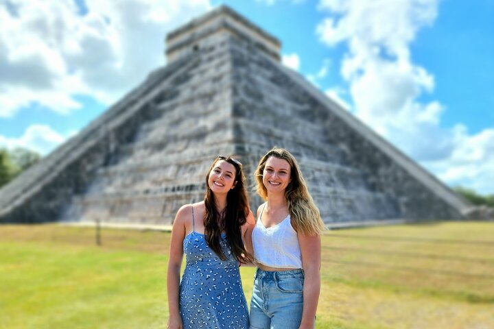 Private Chichen Itza & Yaxunah Ruins with Cenote