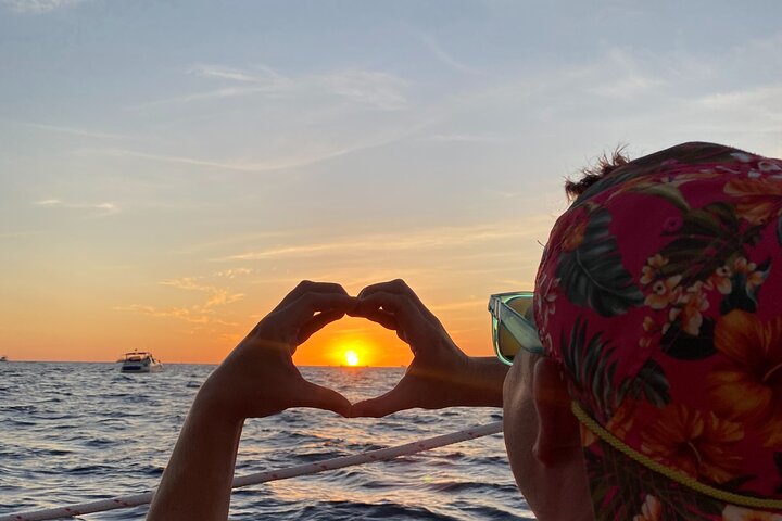 Cabo San Lucas Sunset Cruise with Open Bar and Snacks