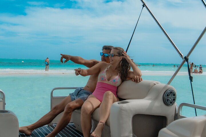 Private Pontoon Tour in San Andrés