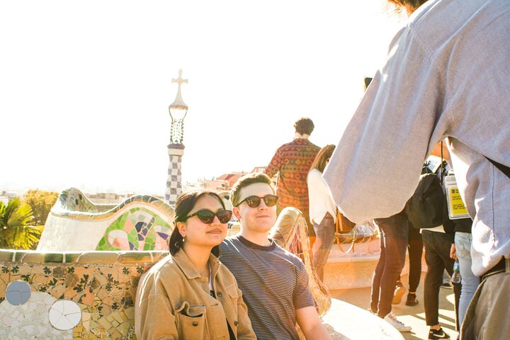 Park Guell and Sagrada Familia Tour with Skip the Line Tickets