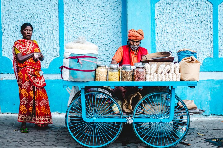 Bengali Nights Kolkata Food Tour with 13+ Tastings