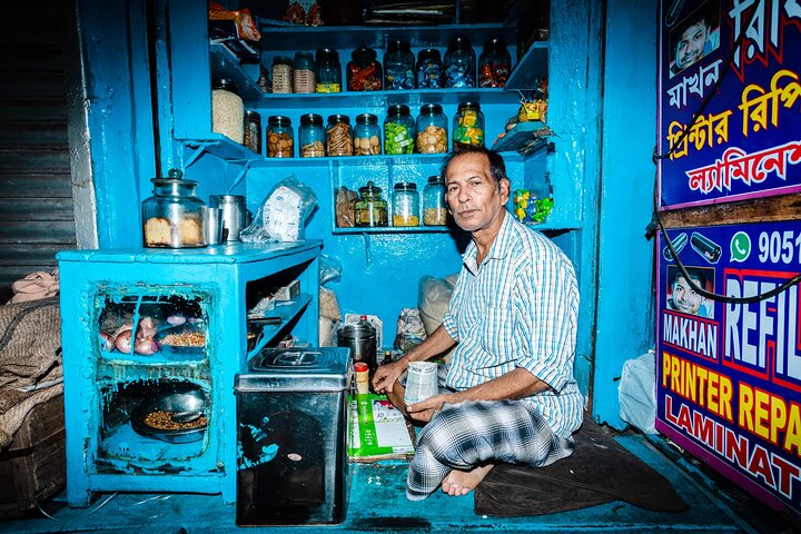 Bengali Nights Kolkata Food Tour with 13+ Tastings