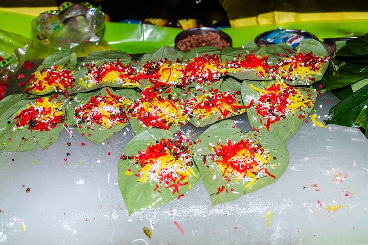 Bengali Nights Kolkata Food Tour with 13+ Tastings