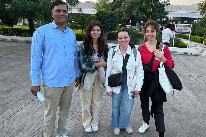 From Aurangabad to Ajanta Ellora Taxi – Best 2-Day Cab Tour