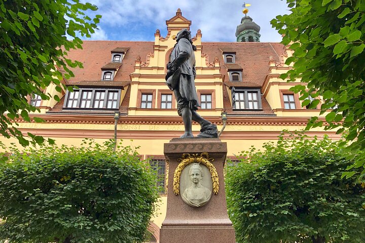 Leipzig : modern guided tour of the old town - innovative & entertaining!