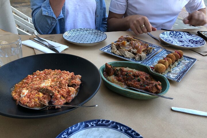 Organic Olive Grove tour & Olive oil tasting & lunch in Kalamata!