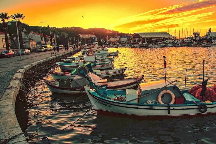 Alaçatı & Çeşme Chill Tour: Vibes, Streets & Snapshots