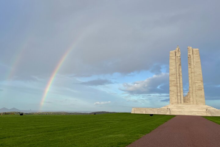 1 day Canadian WW1 private tour including Vimy Ridge