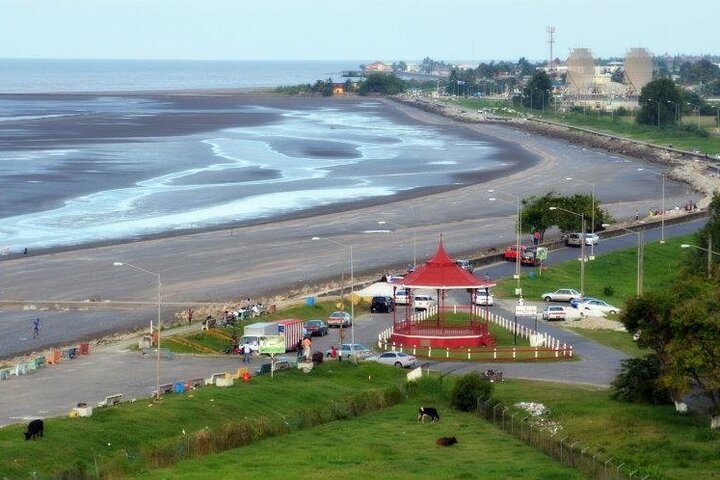 Guyana's City Center Tour with Lunch