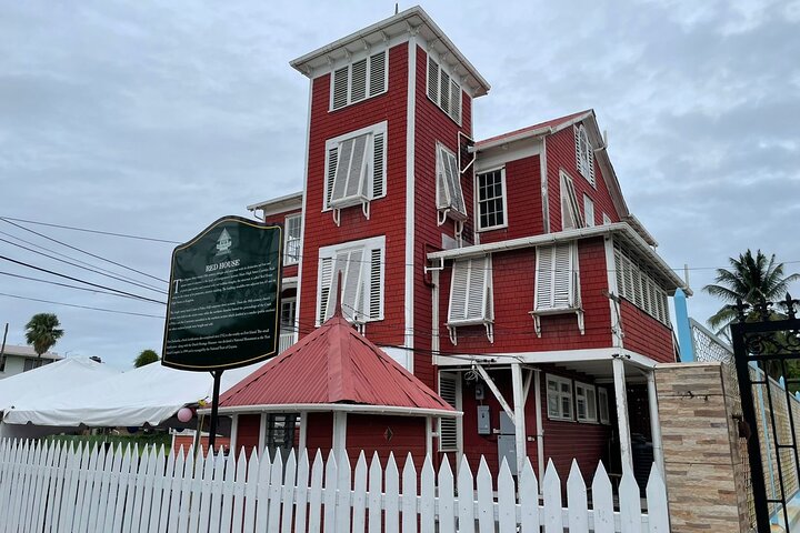 Guyana's City Center Tour with Lunch