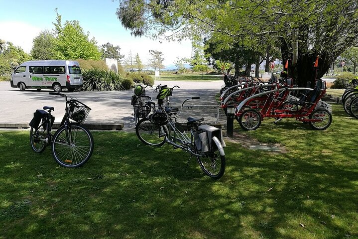 Self-Guided Wine Tours by Bike with Lorelle & Greg