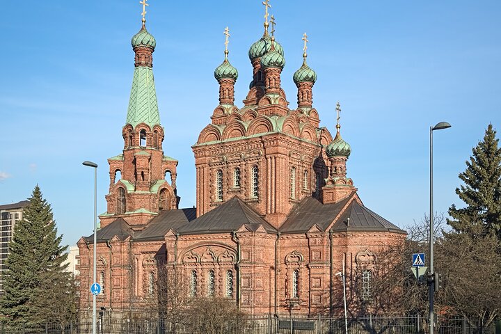 Private Historic Tampere Heritage Walking Tour