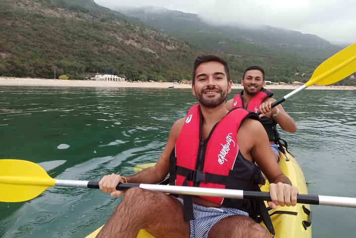 Lisbon: Kayaking and snorkeling in Sesimbra with photos!