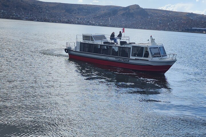 Tour to Uros and Taquile Islands in a Fast Boat