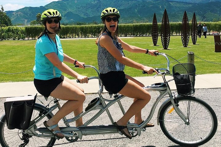 Self-Guided Wine Tours by Bike with Lorelle & Greg