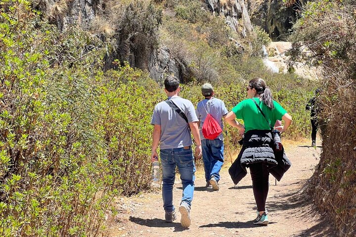 MILLPU TURQUOISE WATERS + Waterfalls and Landscapes – Ayacucho