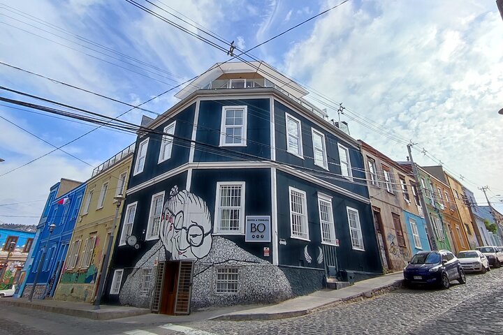 A full Private Tour of Valparaiso from Santiago (Standard)