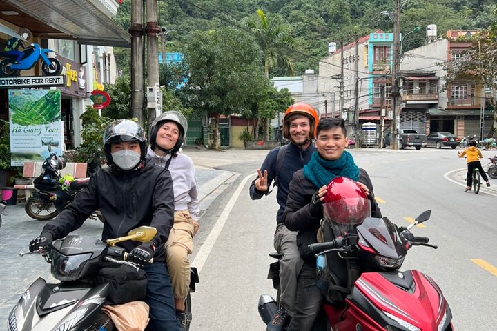 Ha Giang Loop 3D2N Easy Rider Tour (Small group 2-10)
