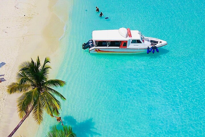 Maafushi: Full Day Snorkeling and Island Hopping Experience