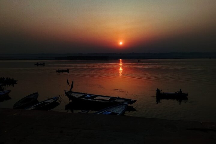 Hidden Secrets of Varanasi: Vibrant Tradition (Guided Tour)