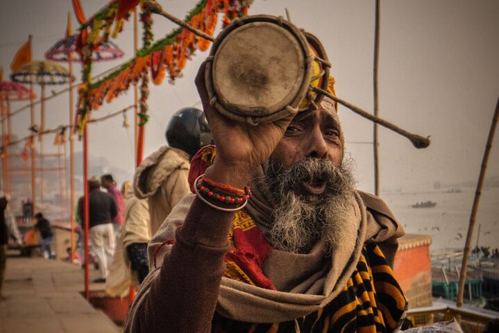 Hidden Secrets of Varanasi: Vibrant Tradition (Guided Tour)