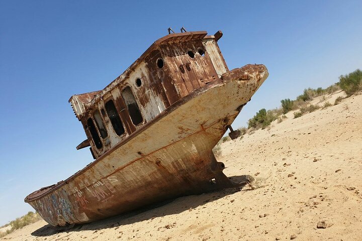2-Day Private 4WD Tour Muynak, Aral Sea & Usturt Plateau Nukus Uzbekistan