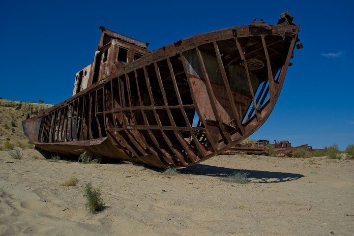 2-Day Private 4WD Tour Muynak, Aral Sea & Usturt Plateau Nukus Uzbekistan