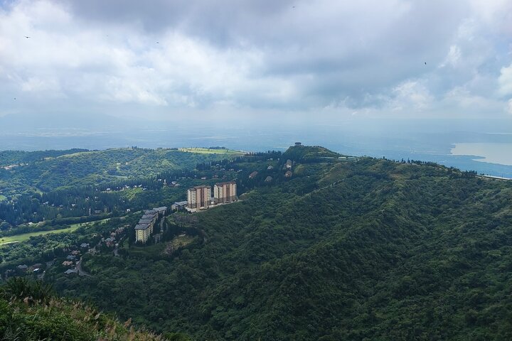 Spectacular Manila to Tagaytay: Full-Day Sightseeing Tour