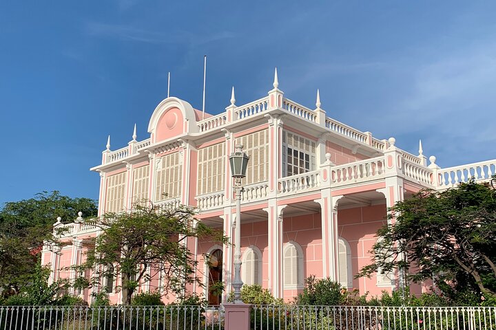 Walking tour with traditional music in Mindelo