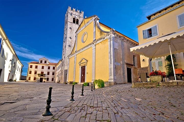 Istrian Inland: Motovun and Grožnjan half day tour (From Rovinj)