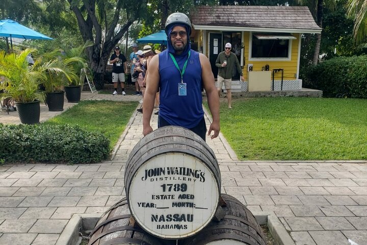 ATV Half Day City Tour in Nassau: Guided Tour With Free Samples