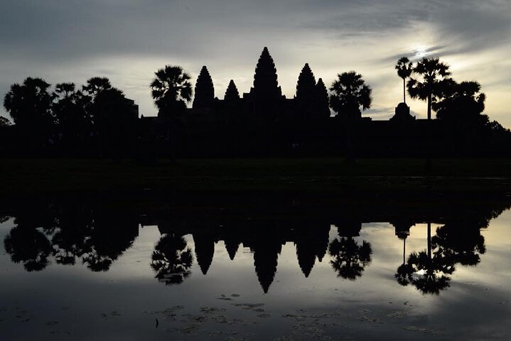 Angkor Wat Full-Day Sunrise & Sunset Private Tour All Interesting Major Temples