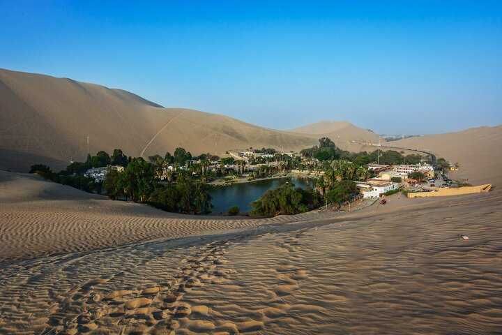 Buggy and Sandboard Adventure in Huacachina