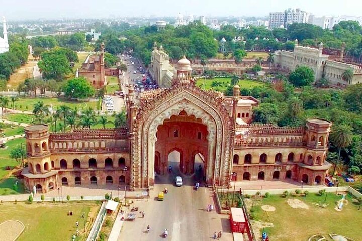 Lucknow tour in one day - Private & guided tour