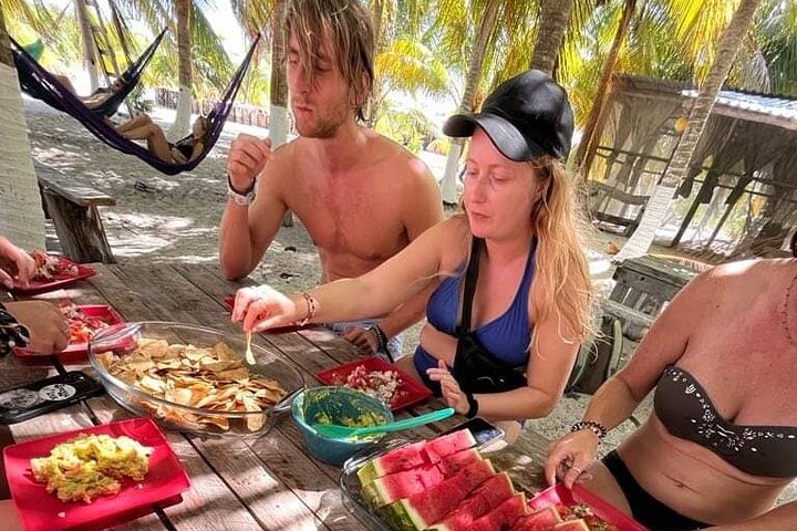 Private Fishing Tour in Holbox Island with Lunch and Pick up