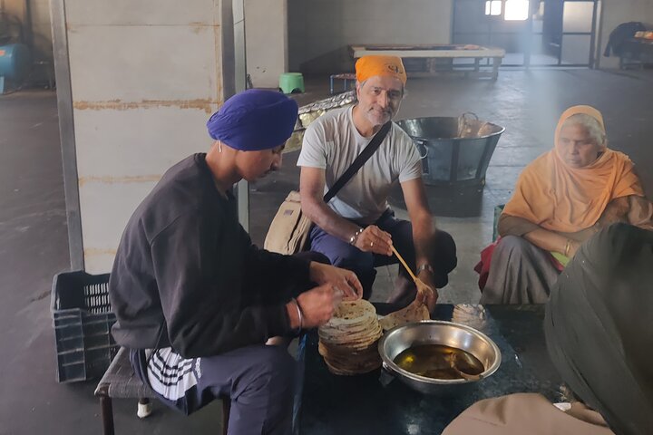 Amritsar City Tour ( Including Wagah Border Ceremony)