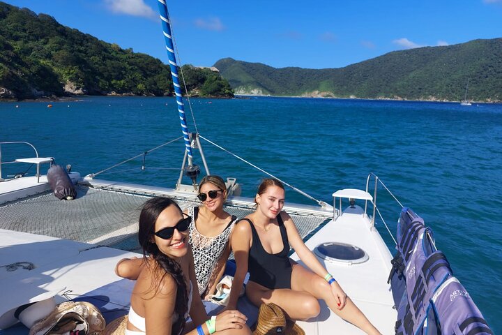 Full-Day Catamaran Tour through Tayrona