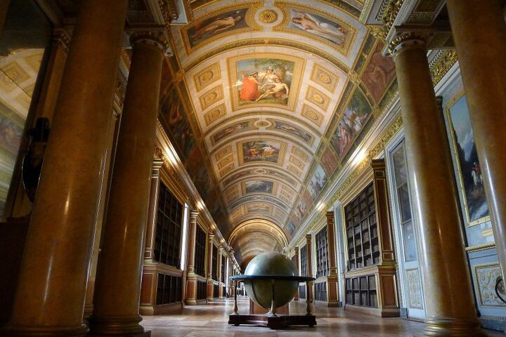 Fontainebleau Palace : Private Guided Tour