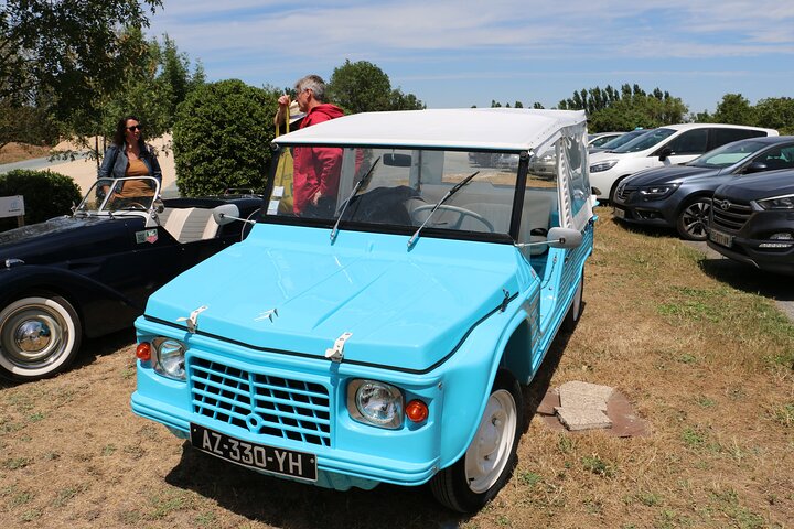 retro road trip/ Méhari, 2CV & Burton in Rochefort, La Rochelle