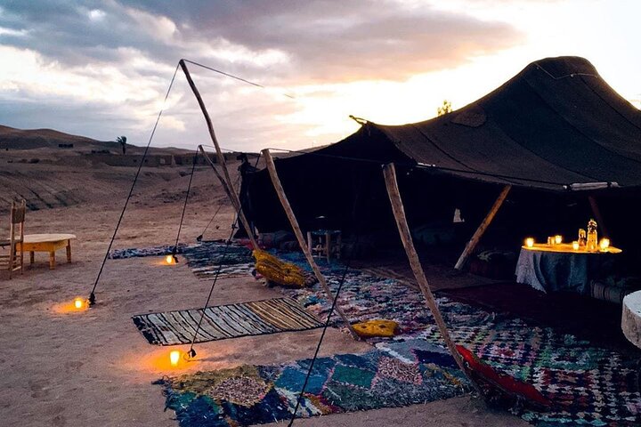 Agafay Desert - Quad camel and dinner show