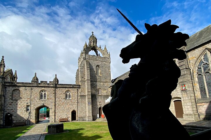 Aberdeen Private Half Day Tour: Dunnottar, Crathes Castles +more