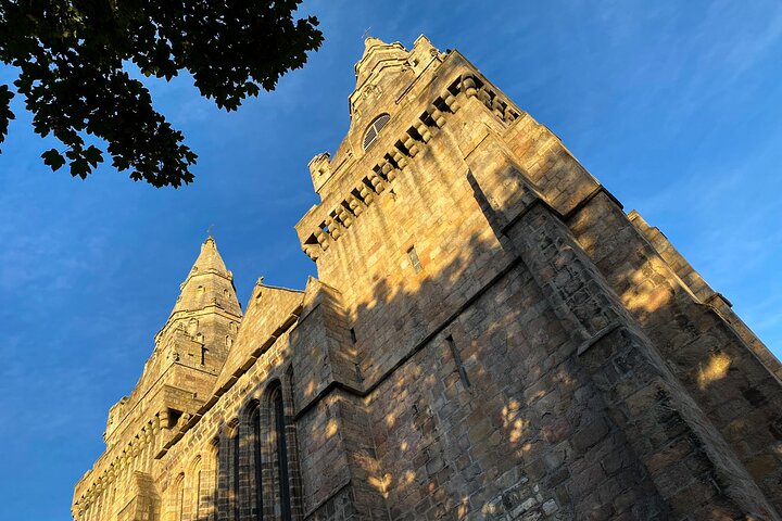 Aberdeen Private Half Day Tour: Dunnottar, Crathes Castles +more